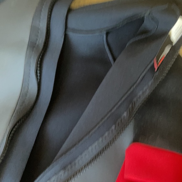 O’Neill wetsuit XL - Picture 11 of 16